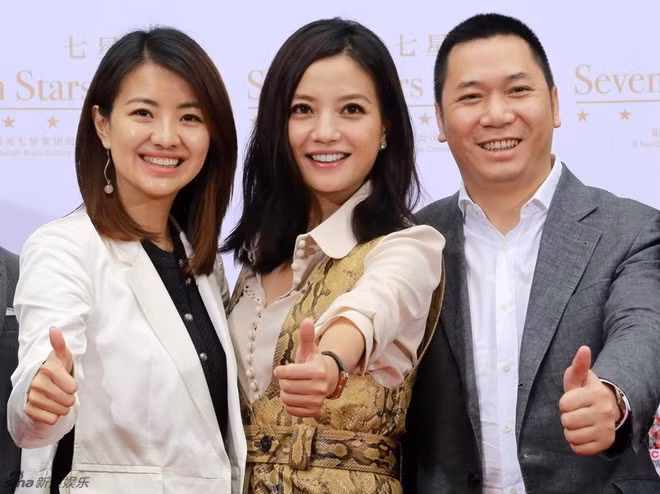 Trieu Vy va chong ty phu da ly than gan mot nam?