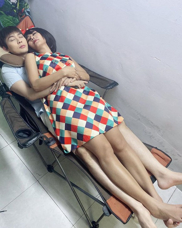 Nam Thu gay chu y khi nam len nguoi chau nuoi cua danh hai Hoai Linh-Hinh-2