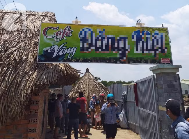 Quán cà phê Đ.K (Đồng Nai).