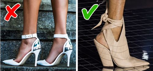  Giày kín gót. Thời gian gần đây, các nhà mốt như Coach, Louis Vuitton, Proenza Schouler và Tory Burch cho ra mắt những đôi giày hở gót theo phong cách giày những năm 50. So với giày bít gót, loại giày này được đánh giá mang tới màu sắc tươi sáng, cá tính cho người dùng.