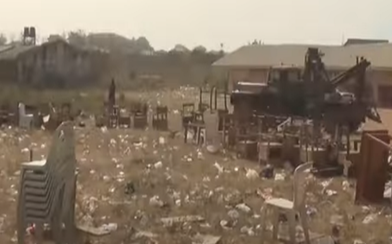 Hiện trường vụ giẫm đạp kinh hoàng, hàng chục trẻ em thiệt mạng - Hình 2 Hien truong vu giam dap kinh hoang, hang chuc tre em thiet mang-Hinh-2