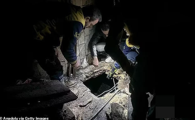 Phòng giam bí mật trong lòng đất ở nhà tù Sednaya. Nguồn tin cho hay, từ năm 2011 đến 2015, nhiều vụ hành quyết từng xảy ra trong nhà tù này.