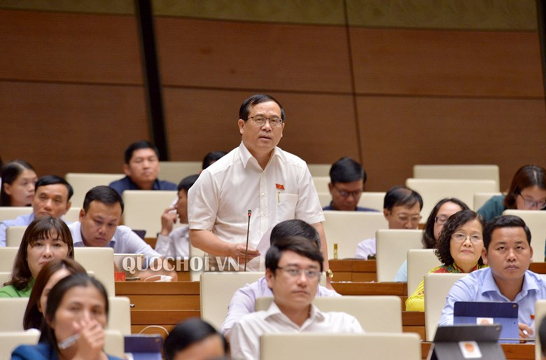 So sanh voi Nhat Ban, dai bieu QH de xuat thu phi “chia tay” 3 - 5 USD