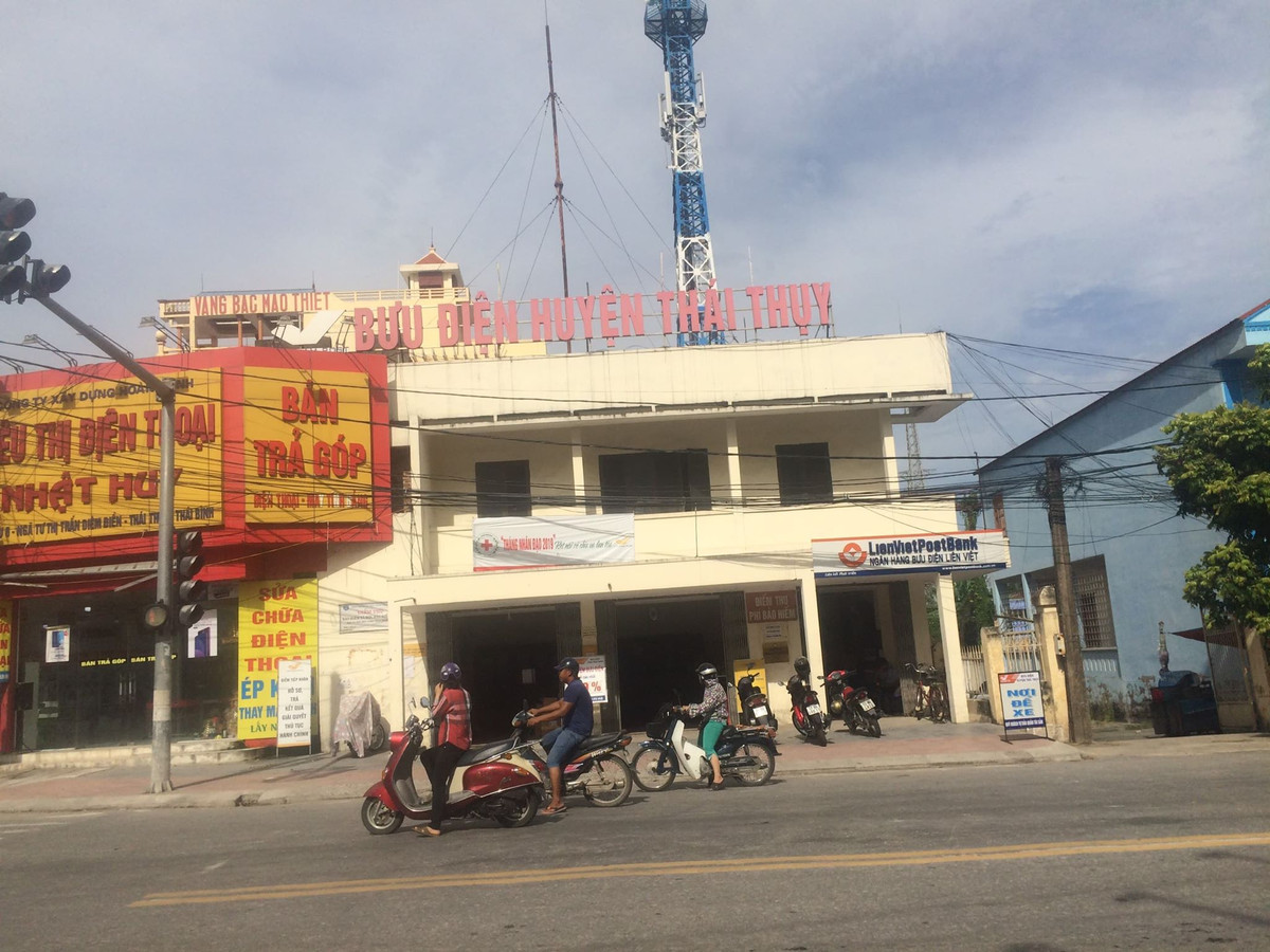 Thu doan nhan vien buu dien chiem doat duoc gan chuc ty?