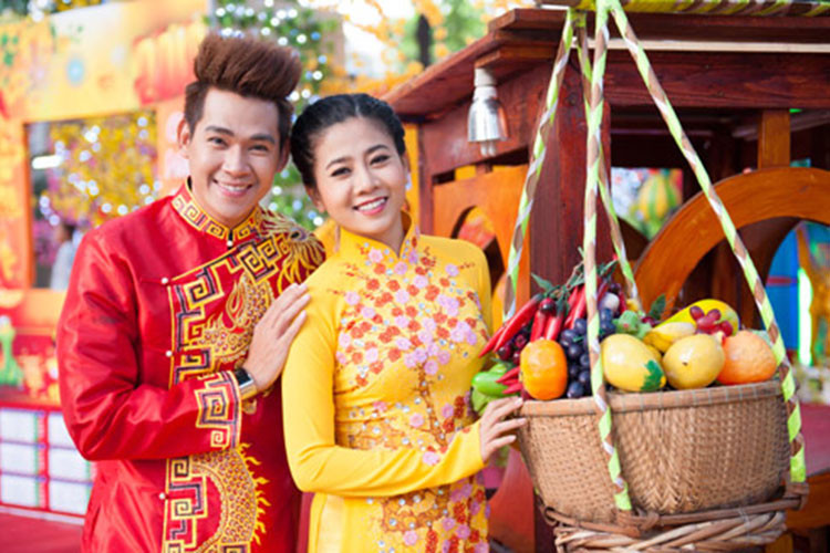 Hình ảnh cặp đôi thực hiện bộ ảnh đón Tết vào năm 2013. Ảnh: doisongphapluat