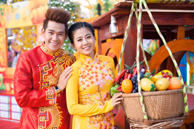 Hình ảnh cặp đôi thực hiện bộ ảnh đón Tết vào năm 2013. Ảnh: doisongphapluat