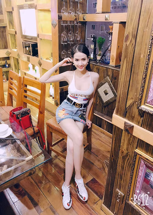 Ngoài đời, Hoa hậu Đại sứ Du lịch Thế giới 2018 Phan Thị Mơ trẻ trung, sành điệu. Ảnh: FBNV