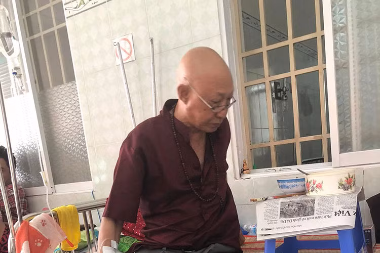 Yaya Trương Nhi mong nghệ sĩ Lê Bình và diễn viên Mai Phương mau bình phục sức khỏe.