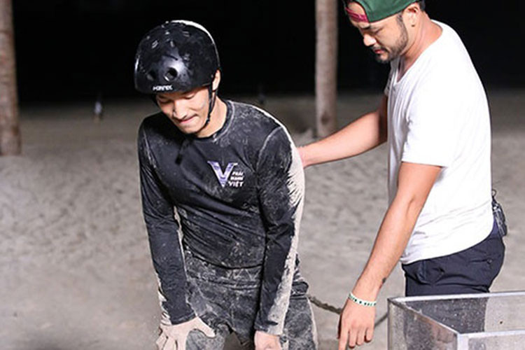 Đáng tiếc, Bỉnh Phát bị loại ở top 11 chương trình Phái Mạnh Việt 2016. Ảnh: Nguoilaodong