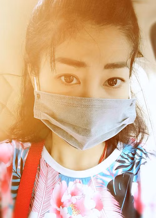 Trước đó, Mai Phương có triệu chứng ho kéo dài. Dù uống nhiều loại thuốc nhưng bệnh tình của cô vẫn không thuyên giảm. Ảnh: FBNV