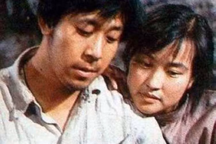 Tuy nhiên, sau 2 năm chung sống, "Võ Tắc Tiên" và A Phong ly hôn. Trước A Phong, Lưu Hiểu Khánh từng ly hôn nghệ sĩ piano Vương Lập Thành và diễn viên Trần Quốc Quân (trong ảnh). Ảnh: VTC