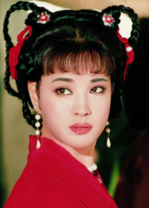 Năm 2002, khi đang ở đỉnh cao của sự nghiệp diễn xuất lẫn kinh doanh, Lưu Hiểu Khánh bị bắt vì tội trốn thuế và bị ngồi tù hơn 1 năm đồng thời bị phạt 7 triệu NDT. Ảnh: Ifeng