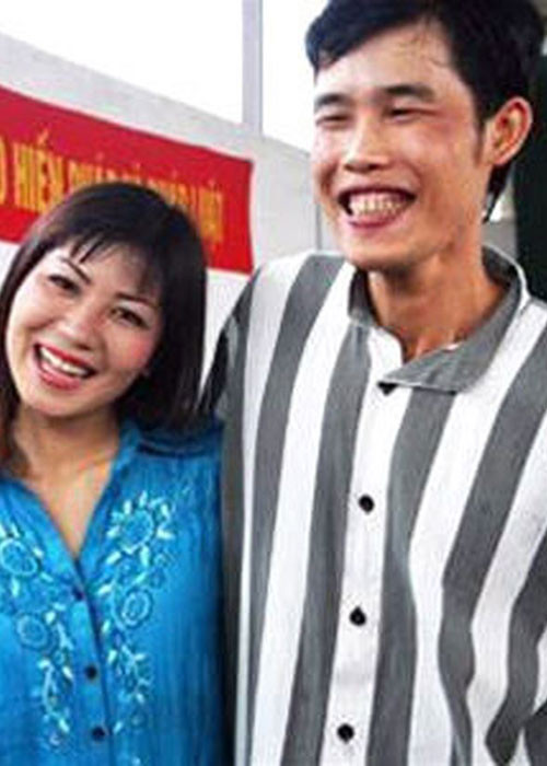 Chuyện tình yêu của Hiệp Gà cũng rất ồn ào. Thời điểm anh vướng vòng lao lý, Thanh Quý luôn sát cánh bên anh. Tuy nhiên, khi ra tù, anh bất ngờ tuyên bố đã ly hôn. Ảnh: Giadinhxahoi