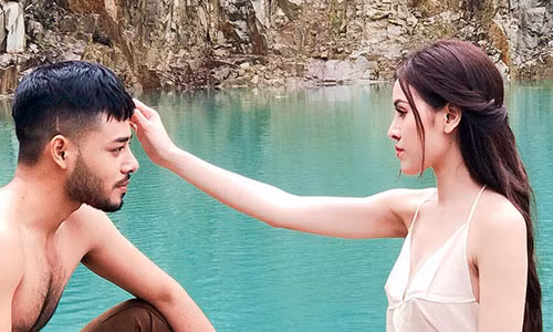 Nghich ly cat-se khien showbiz Viet chim trong chieu tro phan cam, khoe than-Hinh-2