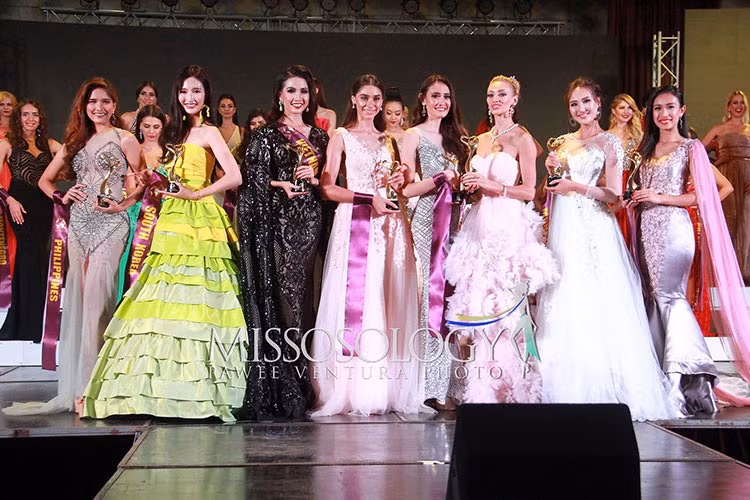 Hình ảnh đại diện Việt Nam giành danh hiệu Best Tourism Dress (Trang phục quảng bá Du lịch xuất sắc nhất). Ảnh: Missosology