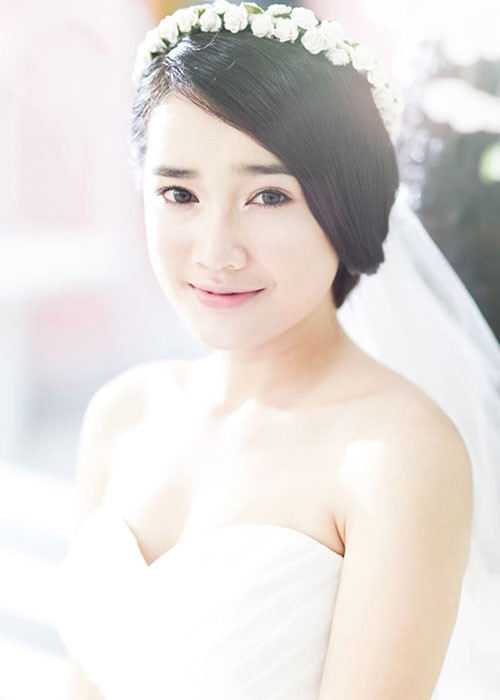 Trước tin đồn sắp lấy chồng, Nhã Phương không ít lần khoác lên mình trang phục cô dâu. Ảnh: Tienphong