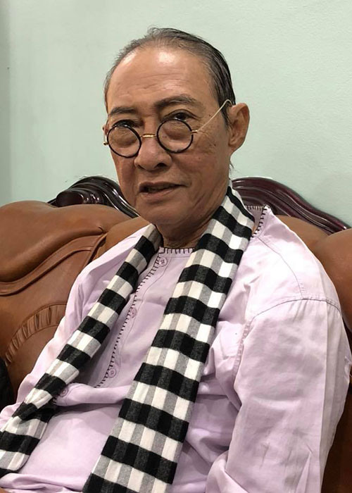 Chia sẻ hình ảnh đi quay, nam nghệ sĩ thường tự động viên bản thân cố gắng vượt qua những mệt mỏi. Ảnh: FBNV