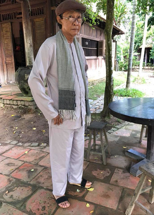 Không muốn làm phiền mọi người, ông giấu kín thông tin bệnh tình với khán giả và đồng nghiệp. Ảnh: FBNV