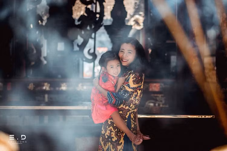 Mai Phương bị bệnh nặng nhưng vẫn lạc quan, mạnh mẽ.