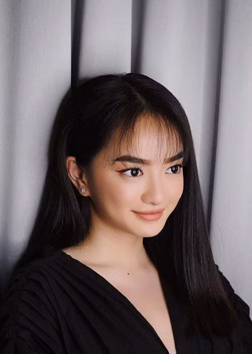 Trong bài phỏng vấn trên Zing, Kiều Minh Tuấn từng chia sẻ vì thời gian dài tiếp xúc, làm việc chung nên nếu còn độc thân chắc anh yêu Kaity thật. Ảnh: FBNV