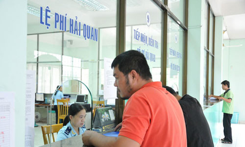 Cat bo hang ngan dieu kien kinh doanh