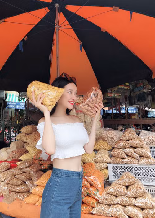 Day la cach Nha Phuong dap tat tin don mang bau voi Truong Giang