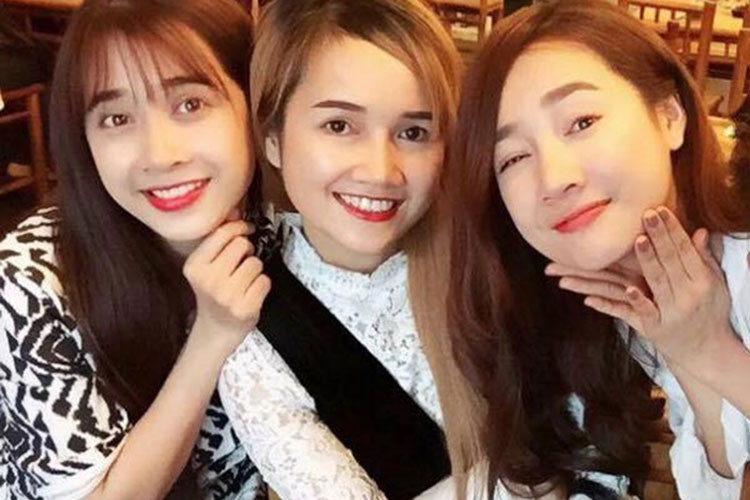Nhã Phương có hai người chị gái, một cô em gái và một cậu em trai. Ảnh: FBNV