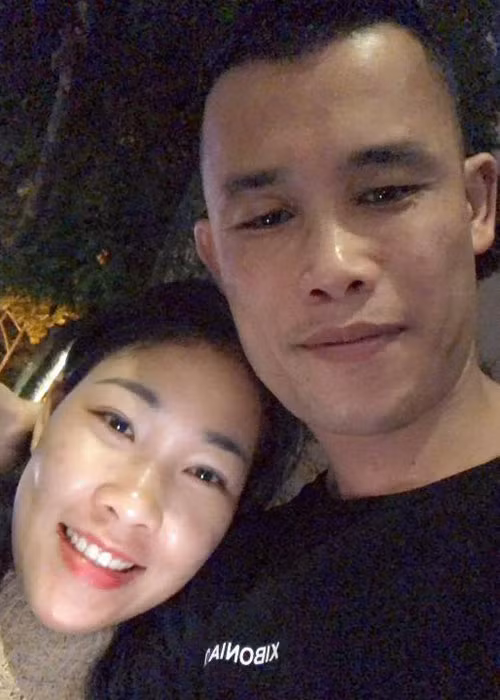 Nhung khoanh khac man nong cua Hiep Ga ben vo thu ba truoc on ao