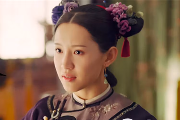 Vì muốn trả thù Phó Hằng, Nhĩ Tình đã bắt tay với Phó Khiêm làm ra những chuyện xấu, thậm chí mang thai với Phó Khiêm. Ảnh: Weibo