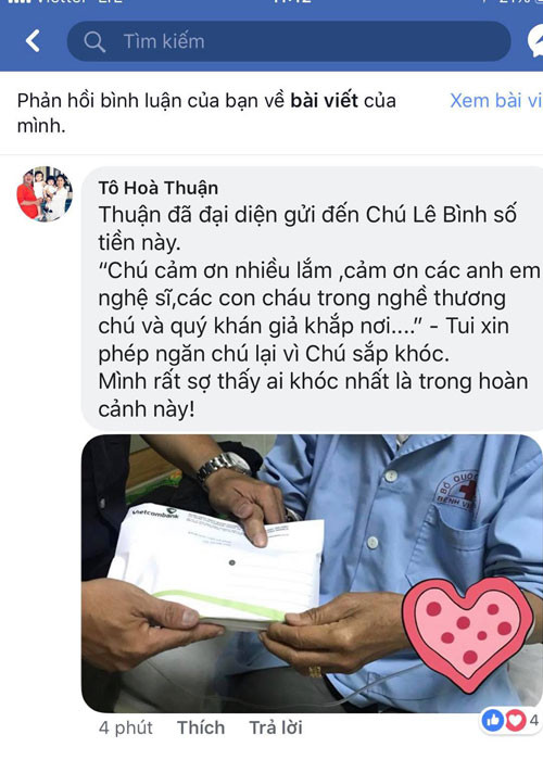 Quốc Thuận gửi quà của khán giả, đồng nghiệp dành tặng nghệ sĩ Lê Bình. "Chú cảm ơn nhiều lắm, cảm ơn các anh em nghệ sĩ, các con cháu trong nghề thương chú và quý khán giả khắp nơi", Quốc Thận dẫn lại lời của diễn viên Lê Bình. Ảnh: FBNV