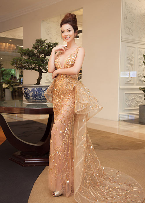 Người đẹp còn cho hay doanh nhân Đức Hải luôn công bằng với các con chung và riêng.