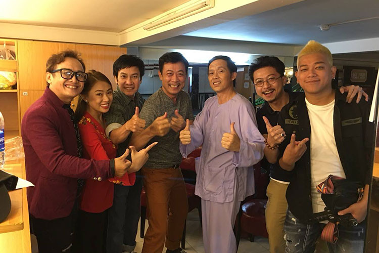 Từng vướng tin đồn không nhìn mặt Hoài Linh, Vân Sơn lên tiếng phủ nhận. Ảnh: FBNV