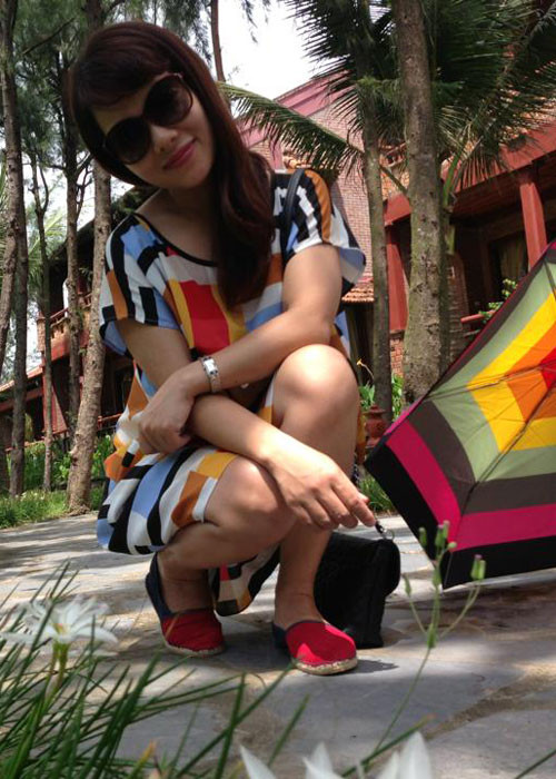 Trong lần hiếm hoi chia sẻ về chồng, nữ MC "Hành trình văn hóa" cho hay người bạn đời luôn biết tôn trọng công việc làm truyền hình của cô. Ảnh: FBNV