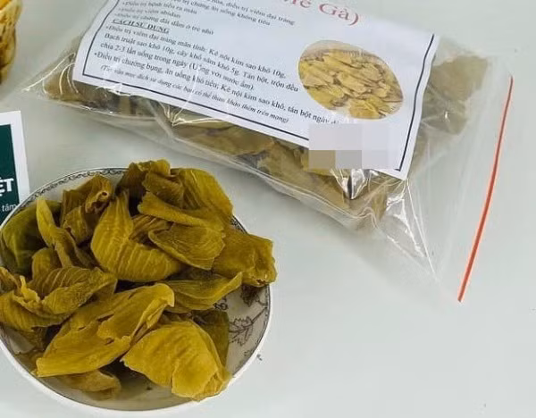 Thứ rác bẩn bỏ đi khi mổ gà không ngờ lại là vị thuốc quý Đông y Thu rac ban bo di khi mo ga khong ngo lai la vi thuoc quy Dong y
