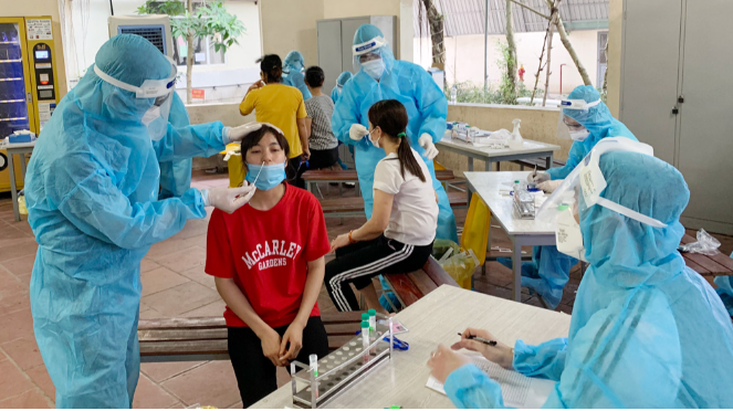 Ngay 16/1: Ha Noi gan 3.000 F0, Dong Da dung dau ca mac moi