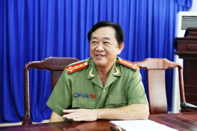 Giam doc Cong an Binh Duong lam Pho bi thu tinh uy