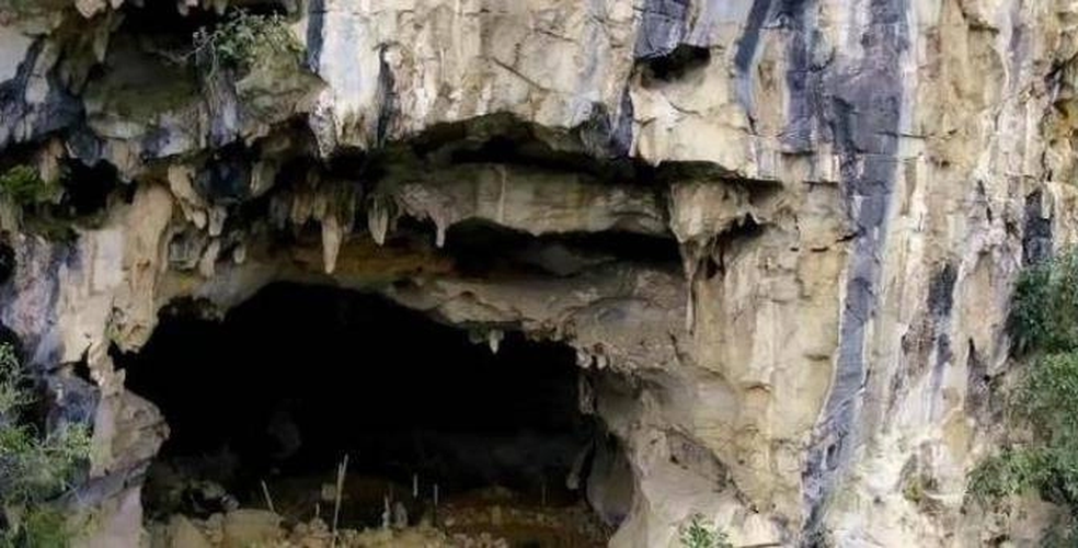 Có câu "Người chết cũng được đối đãi như người sống" nên nhiều người chôn cất đồ đạc và bảo vật khi qua đời.