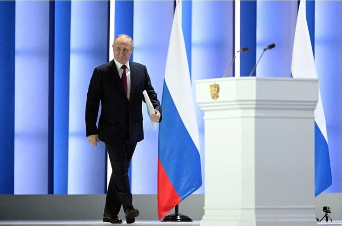 Ông Putin sẽ có nhiều đối thủ nếu tái tranh cử tổng thống Ong Putin se co nhieu doi thu neu tai tranh cu tong thong