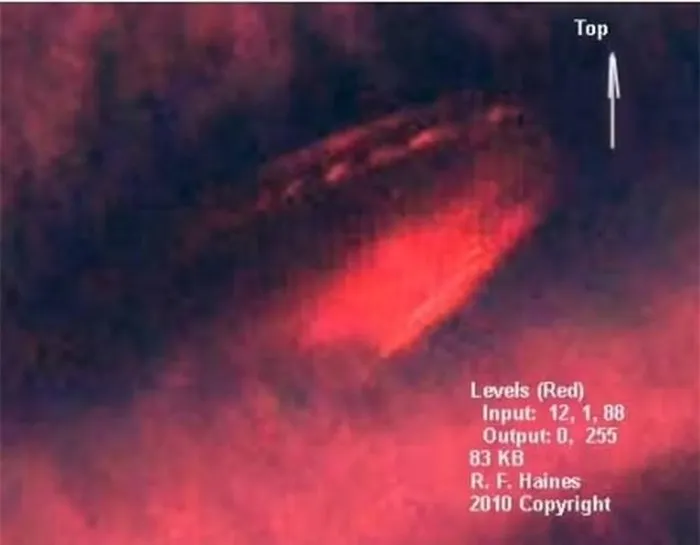 Tuy nhiên, đám mây ti và mây ti tích đã làm cho việc đánh giá kích thước của vật thể trở nên khó khăn.