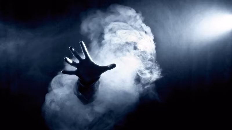 4. Ngộ độc carbon monoxide: Theo phân tích của các nhà khoa học, có thể một số trường hợp được cho là ma quái là do ngộ độc khí carbon monoxide, một nguy hiểm tiềm ẩn.