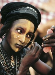 Mẹ đẻ (bà ngoại) là người quyết định thời gian chính xác con gái và cháu ngoại mình đã sẵn sàng để quay lại nhà thông gia. Thường khoảng sau ba năm, họ mới được trở về nhà chồng. Khi quay trở lại, chồng của những người phụ nữ sẽ tết một chiếc dây thừng và trao những con bò sữa của anh ta cho vợ mình chăm sóc.