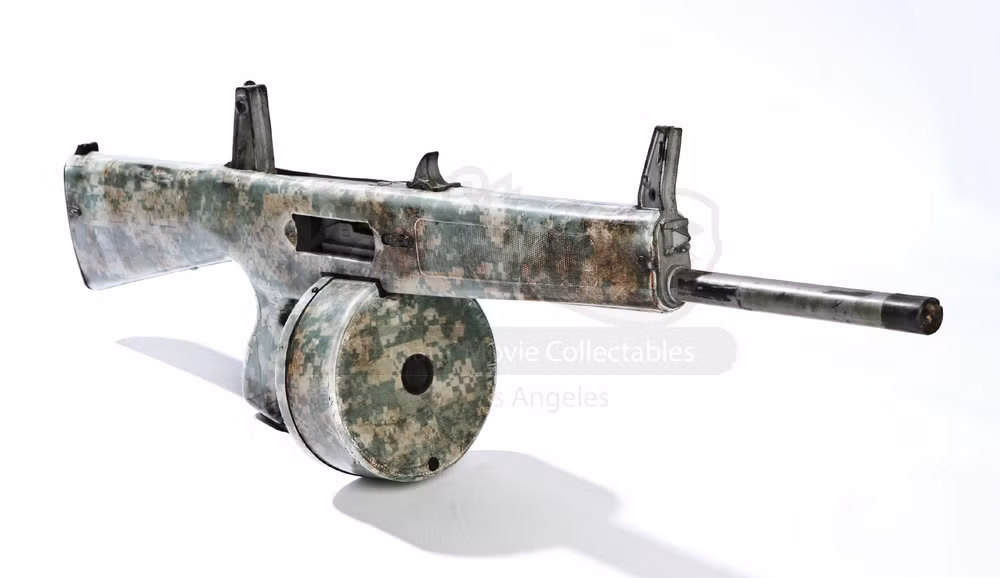 Thực ra để có được thiết kế hoàn hỏa như hiện tại, AA12 đã trải qua quãng thời gian dài nghiên cứu và phát triển. Nguồn ảnh: Prop Store