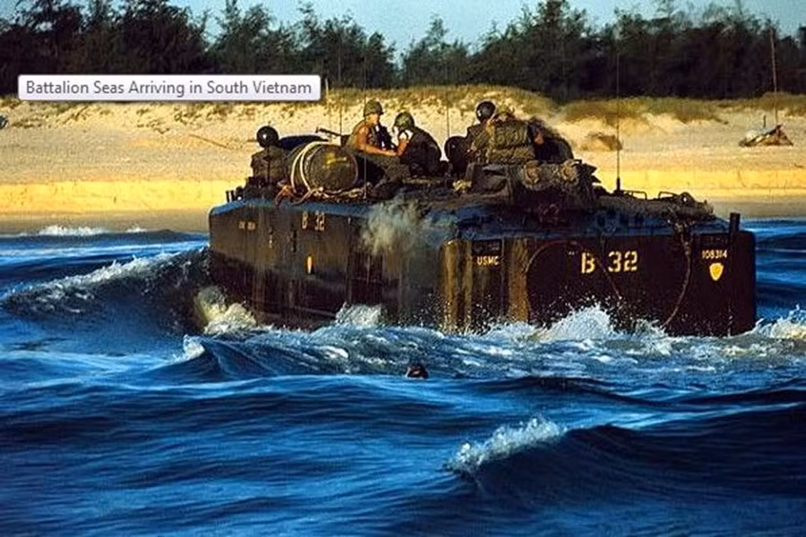 Với thiết kế dành riêng cho đổ quân, LVTP-5 có kiểu dáng rất dễ nhận ra và loại phương tiện bọc thép lớn nhất mà Mỹ từng sử dụng tại Việt Nam. Thậm chí lính Mỹ còn ví von nó như chiếc "xe buýt" chiến trường. Nguồn ảnh: Fewg.