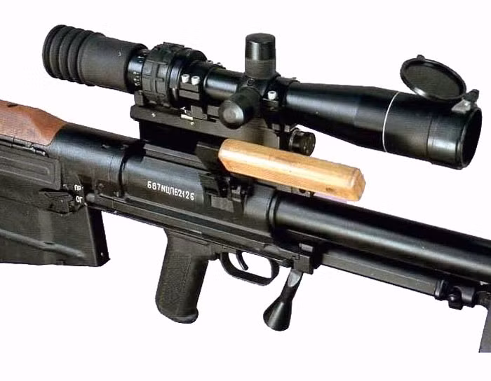 Phiên bản súng do Việt Nam sản xuất đi kèm với ống ngắm N12, đây cũng là một sản phẩm do Việt nam chế tạo. Nguồn ảnh: trevorloudon