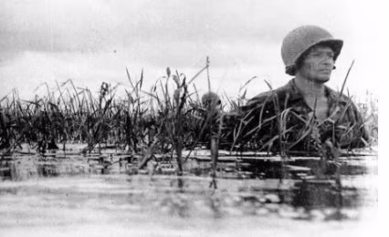 Sau khi "thắng như thua" trong cuộc chiến tranh thế giới thứ hai, giới tướng lĩnh quân sự Pháp cho rằng cuộc chiến tranh Đông Dương sẽ là cơ hội để họ có thể chứng minh cho cả thế giới thấy rằng quân đội Pháp vẫn là một đội quân hùng mạnh bậc nhất thế giới, họ bị chiếm đóng trong cả cuộc đại chiến thế giới thứ hai chỉ là do "kém may mắn" ở sát nách nước Đức mà thôi. Nguồn ảnh: Free.