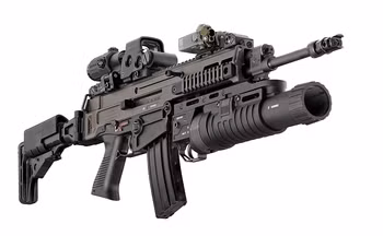 Súng cũng có thể gắn súng phóng lựu kẹp nòng để tăng cường hỏa lực khi tác chiến. Nguồn ảnh: item