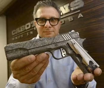 Tuy thế một số đơn vị đặc nhiệm của Mỹ vẫn tin dùng khẩu súng này bởi độ họa động tin cậy cũng như hỏa lực cực mạnh của chúng. Nguồn ảnh: Ooyuz