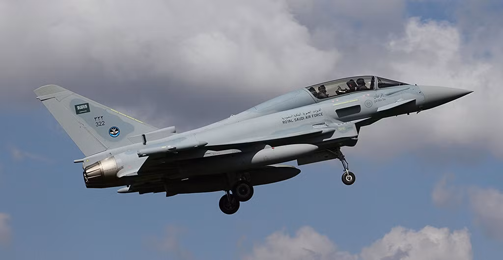 Điều này đã được phản ánh trong chiến dịch can thiệp quân sự của Ả Rập Xê-út vào Yemen. RSAF gặp nhiều khó khăn trong việc tiêu diệt các mục tiêu của phiến quân Houthi. Ảnh: Flickr