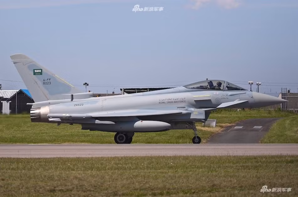 Typhoon đã chứng minh khả năng tấn công đáng sợ của nó trong chiến dịch thiết lập vùng cấm bay ở Libya năm 2011. Ảnh: Sina.