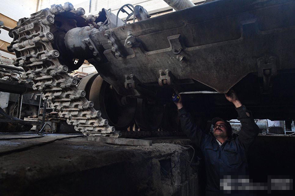 Tất cả các xe tăng bị phá hỏng sẽ được đưa về đây sửa chữa và thậm chí nâng cấp trang bị tiếp tục cho cuộc chiến chống khủng bố dai dẳng.